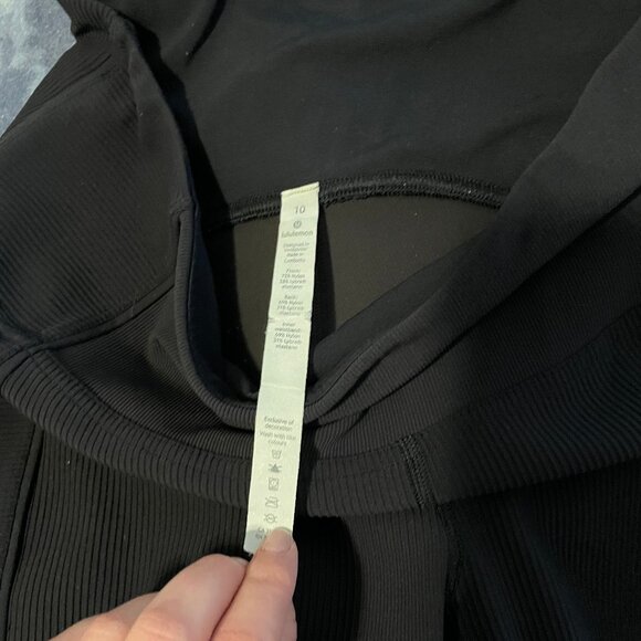 Lululemon Ribbed Contoured High-Rise Tight sz 10 - Picture 2 of 7